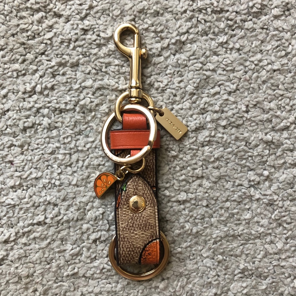 Authentic Coach Trigger Snap Charm/keychain.NWOT.